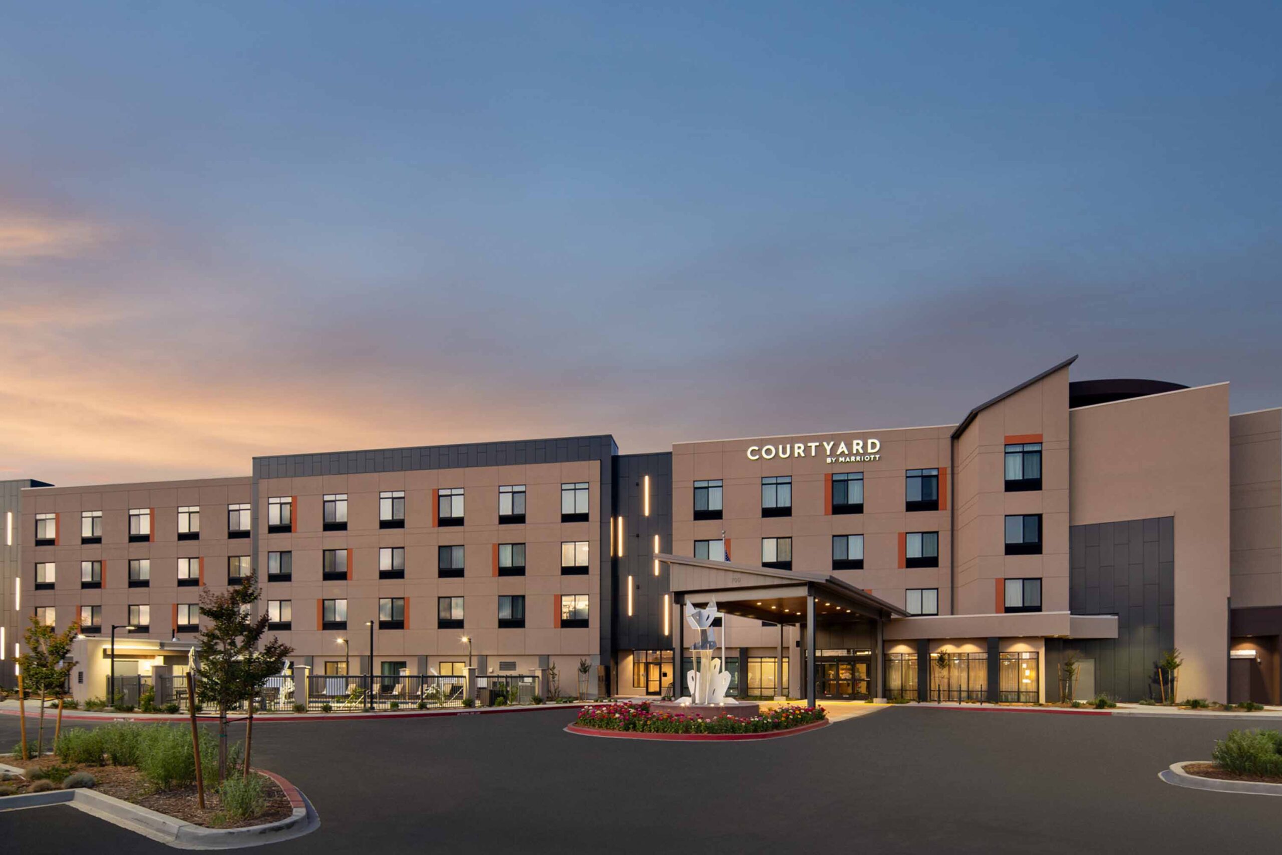 CY_Marriott-10 Courtyard Marriott Petaluma, CA