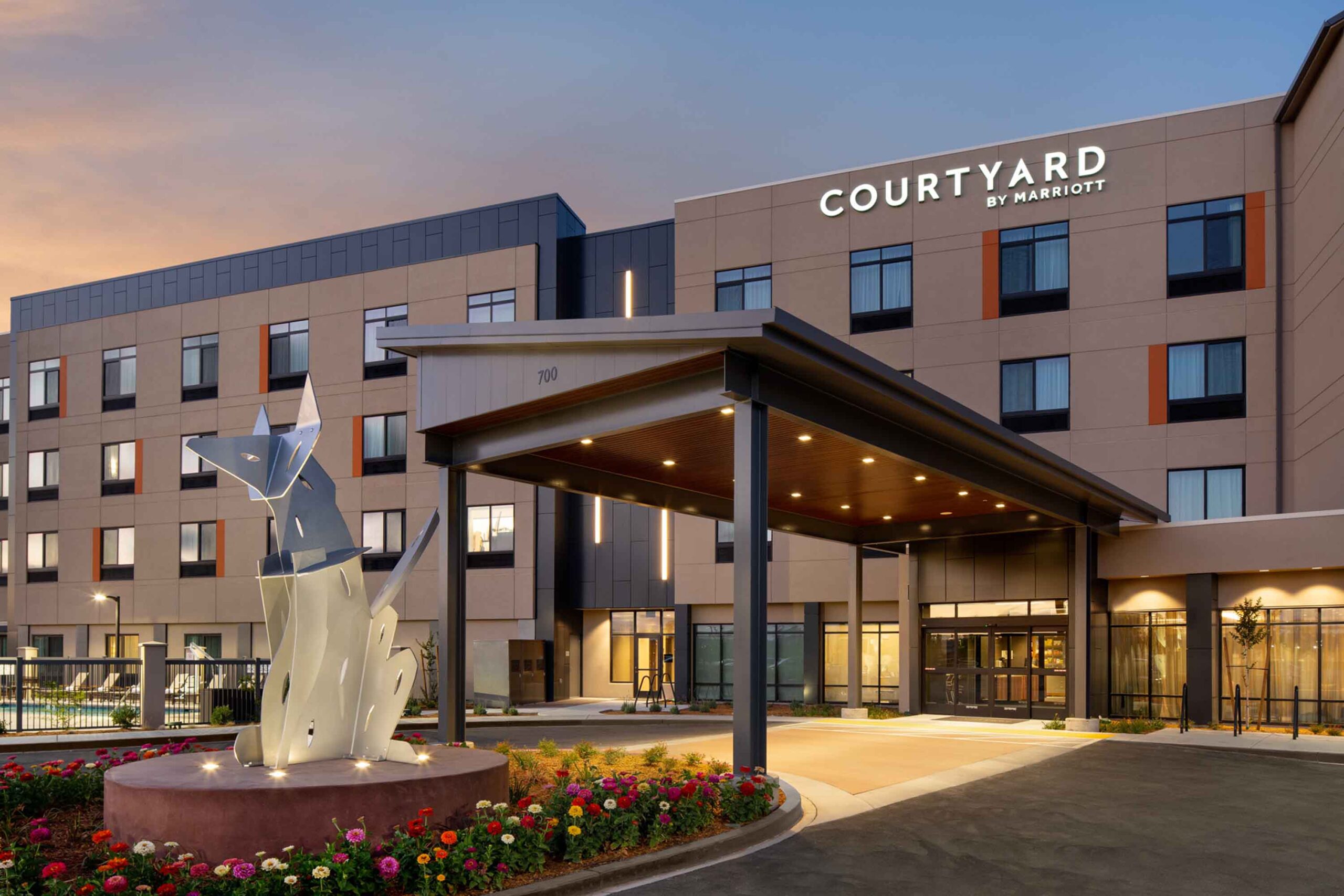 CY_Marriott-14 Courtyard Marriott Petaluma, CA