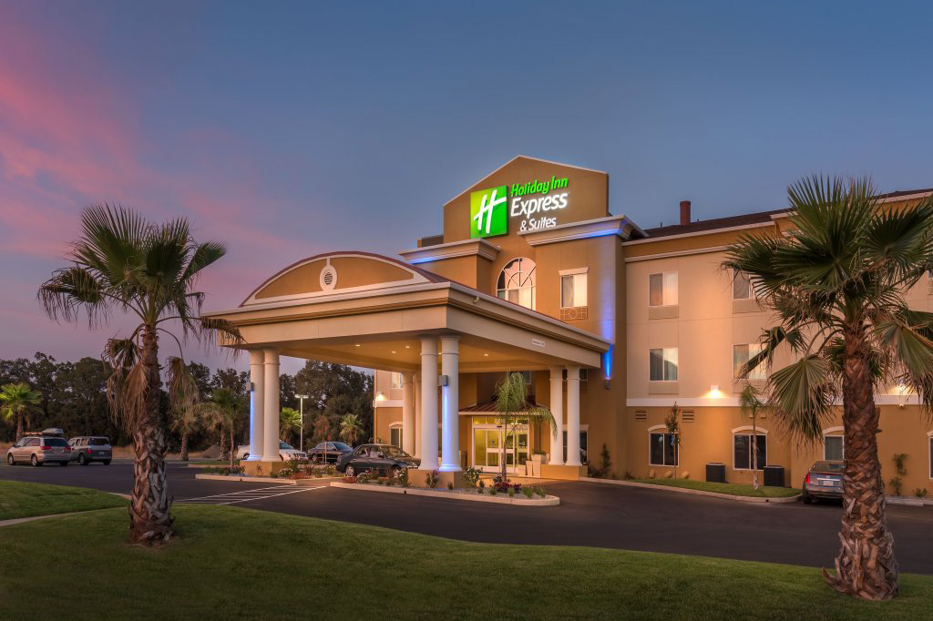 Holiday Inn Express Red Bluff